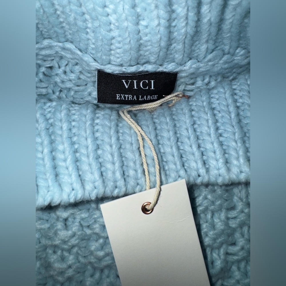 NWT Sweater - Picture 2 of 8